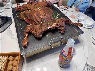 Wuhan Youfun uudenvuoden illallinen 2022